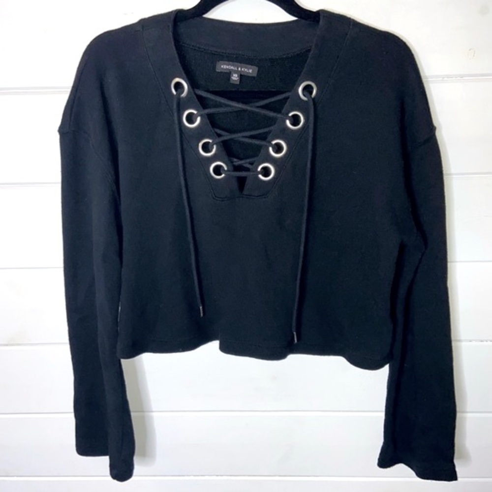 Kendall & Kylie Black Sweater Women’s XS Oversized Lace Up Grommet Cropped